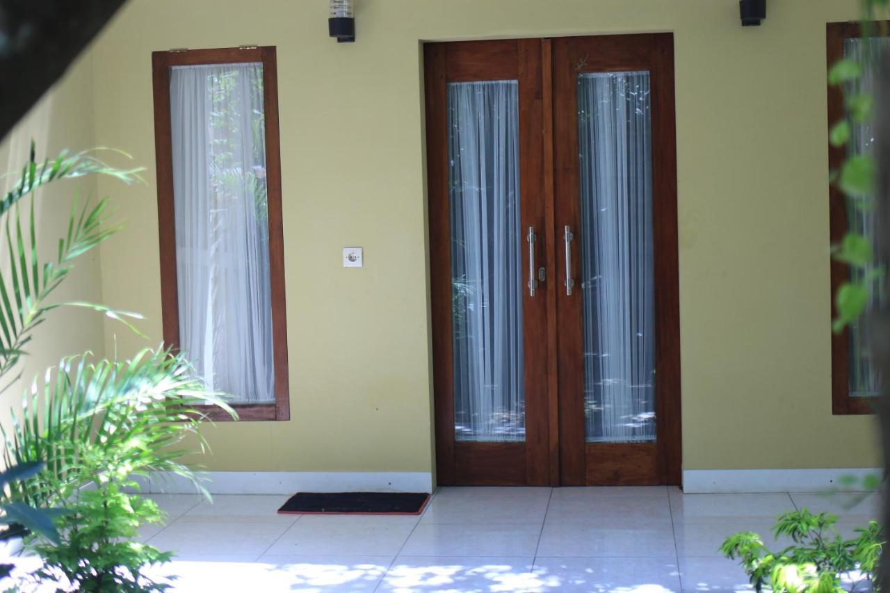 Three V Homestay Kuta (Lombok) Exterior foto