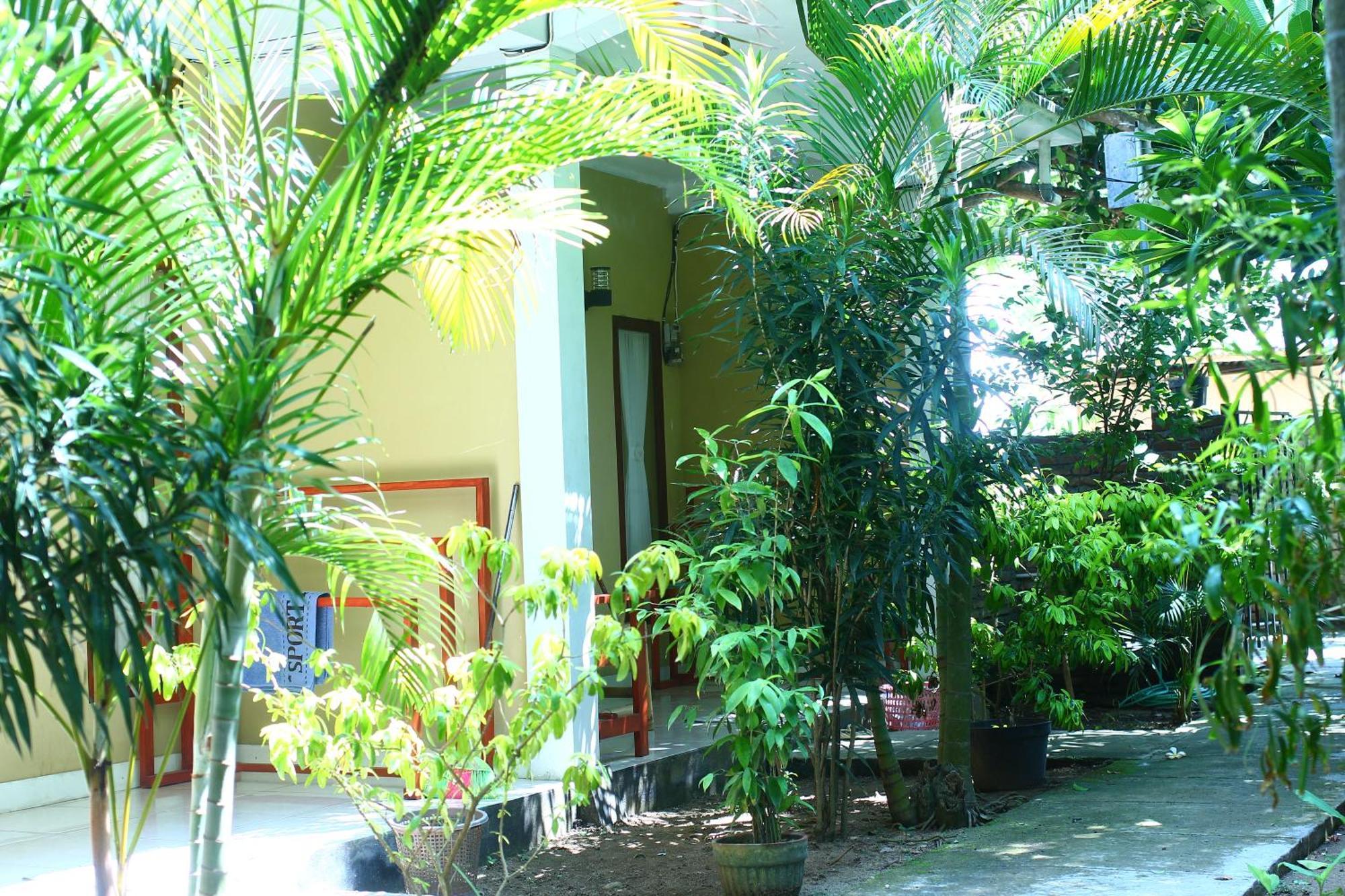 Three V Homestay Kuta (Lombok) Exterior foto