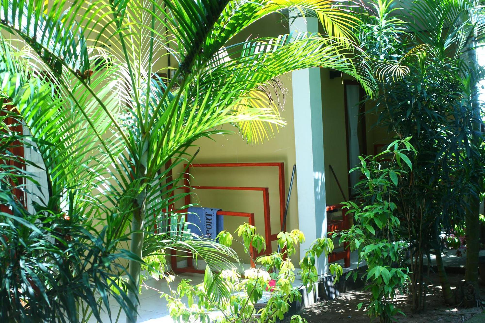 Three V Homestay Kuta (Lombok) Exterior foto