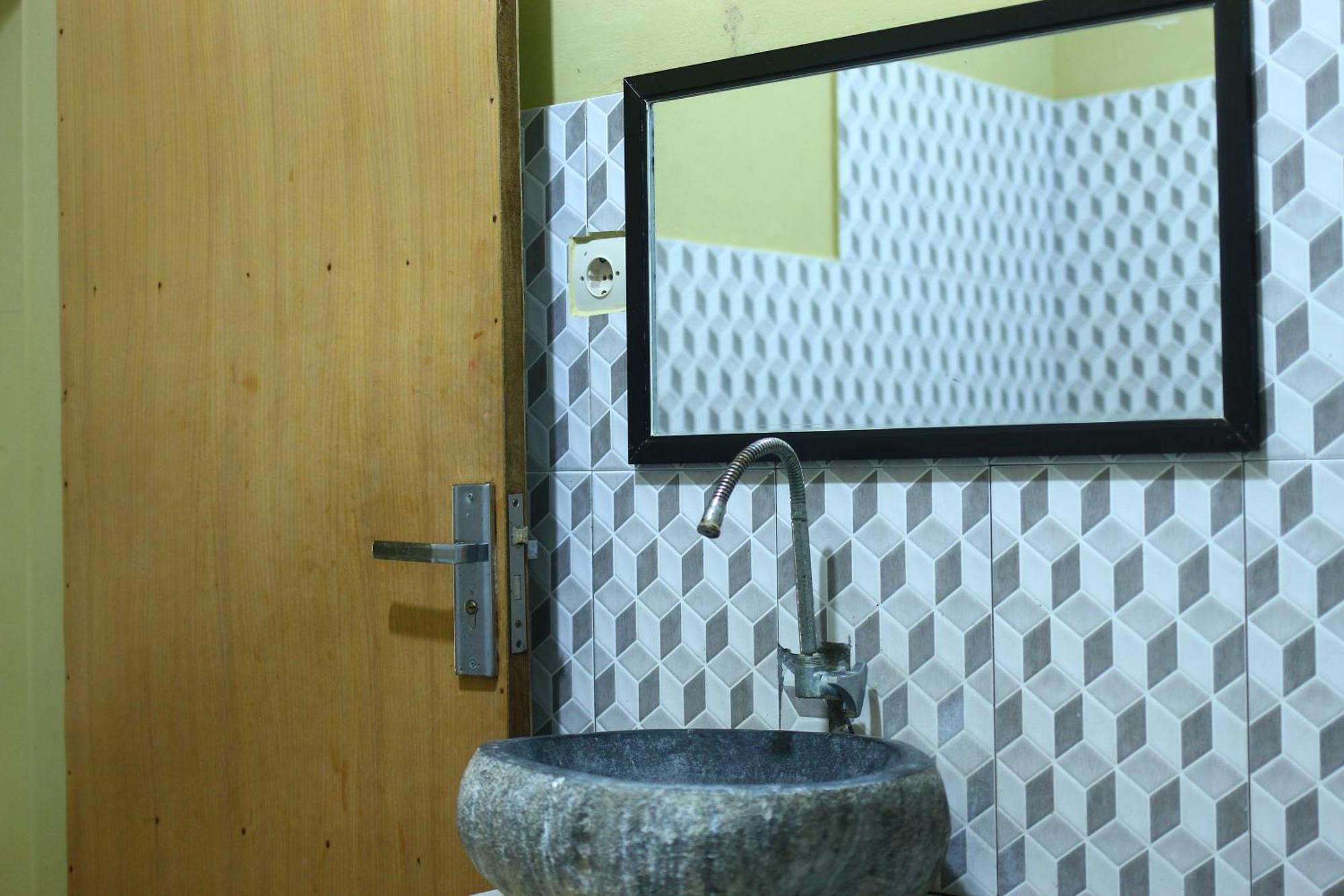 Three V Homestay Kuta (Lombok) Exterior foto