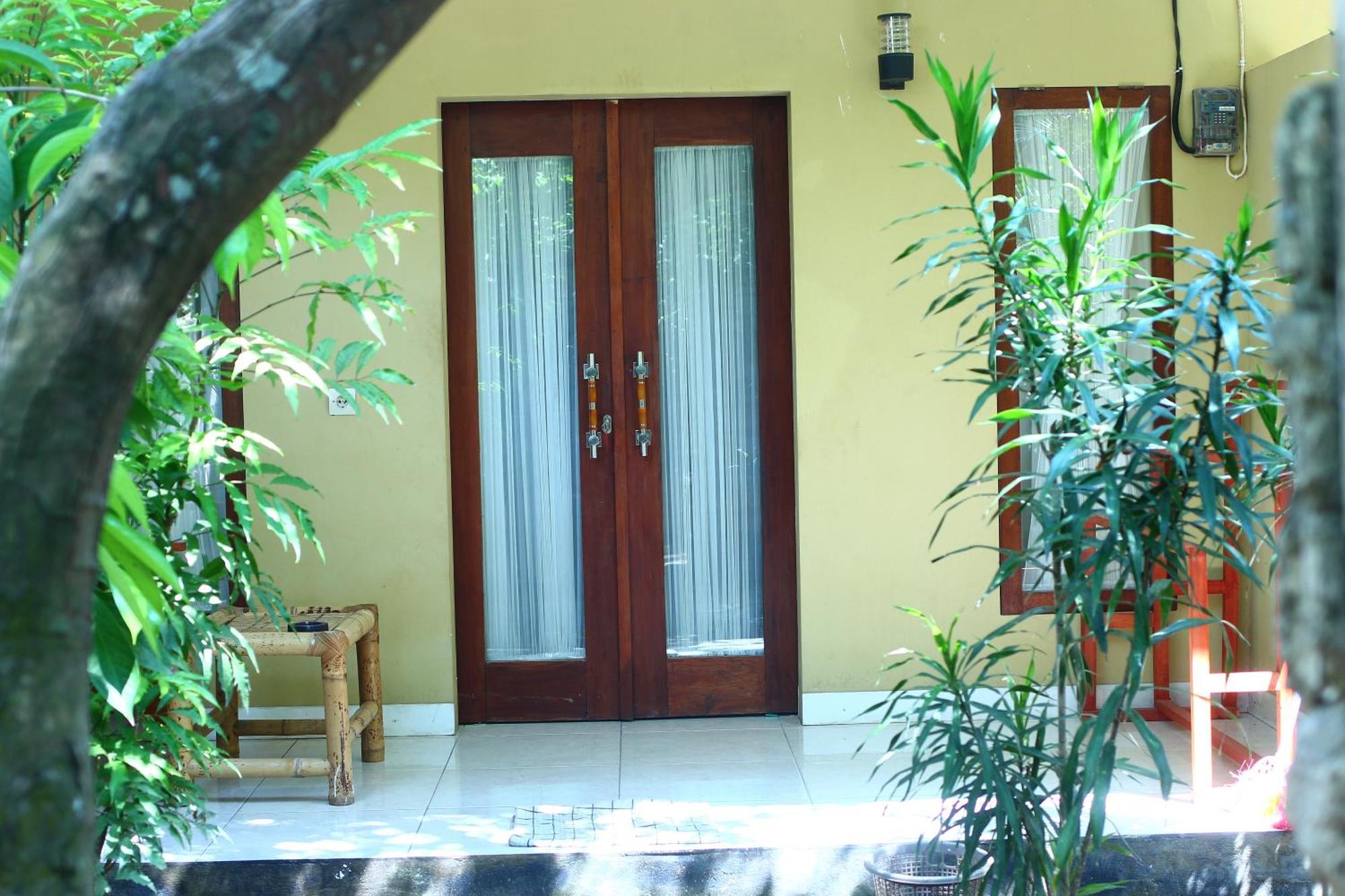 Three V Homestay Kuta (Lombok) Exterior foto