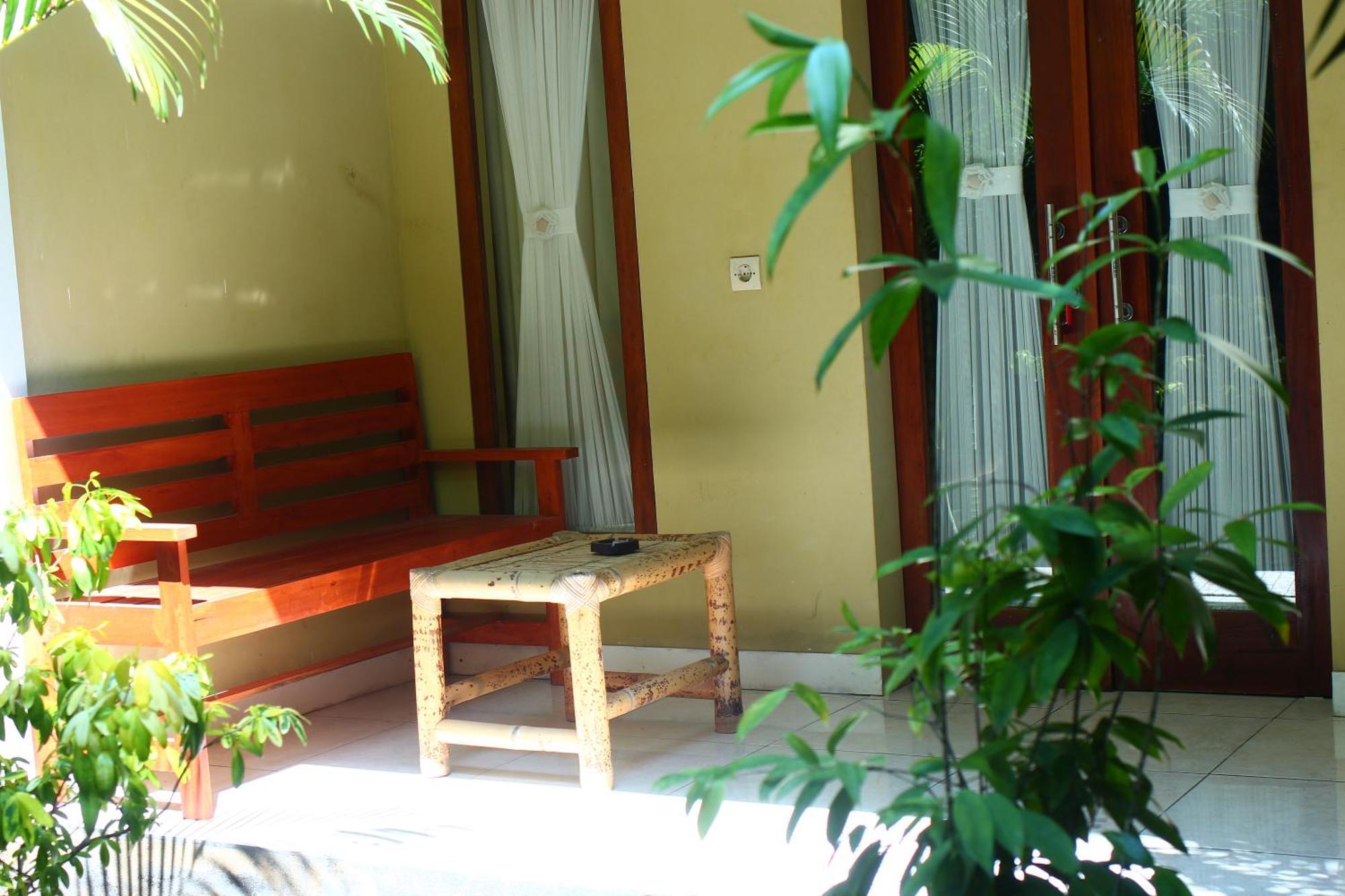 Three V Homestay Kuta (Lombok) Exterior foto